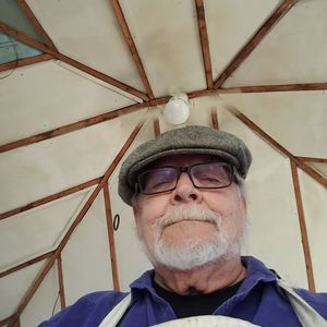 Meet your Posher, Bob